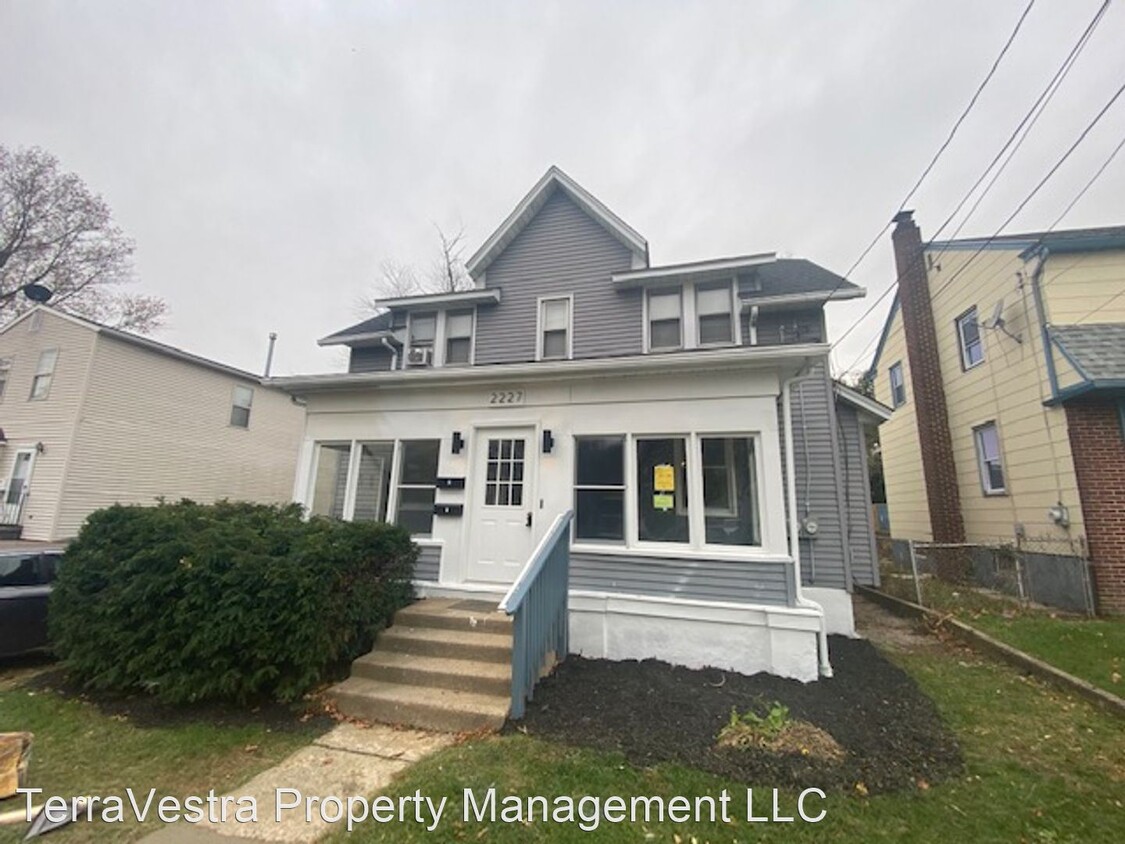 Primary Photo - 3 br, 1 bath House - 2227 49th St