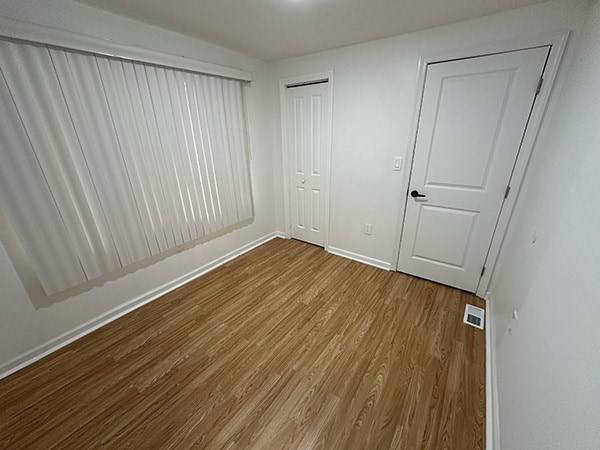 Building Photo - 659 Nassau St