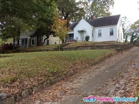 Primary Photo - 3 bedroom in Atlanta GA 30318