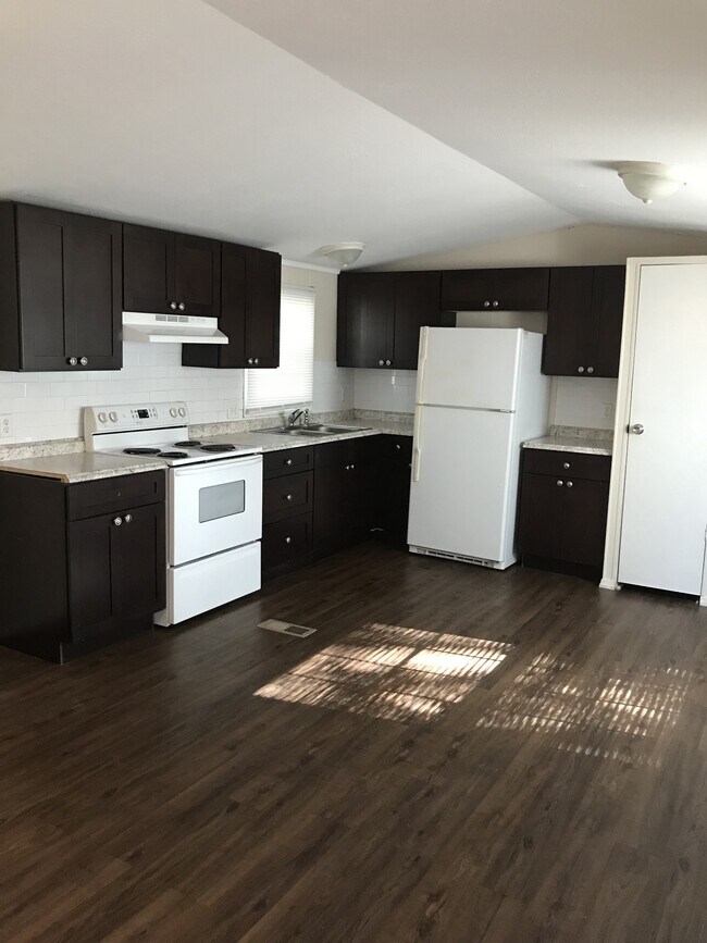 Foto del edificio - 6638 Glen Meadow Dr