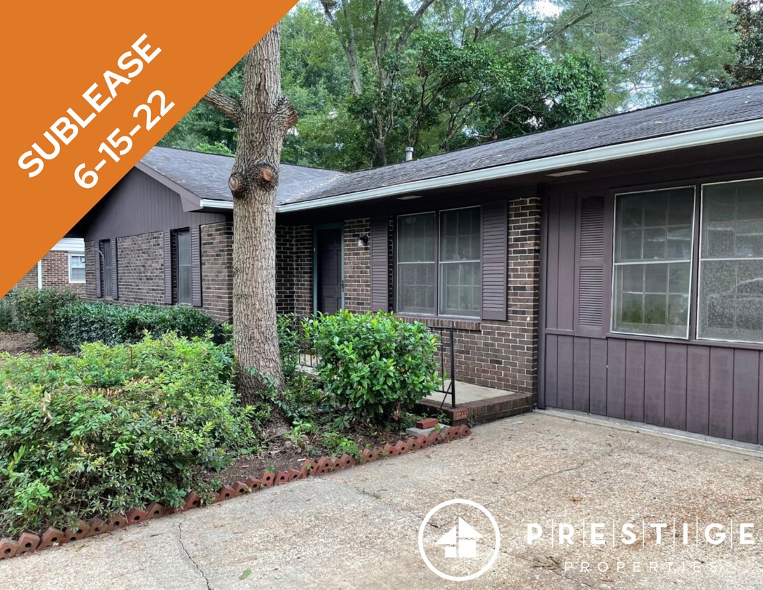 Foto principal - 1100 Cumberland Dr