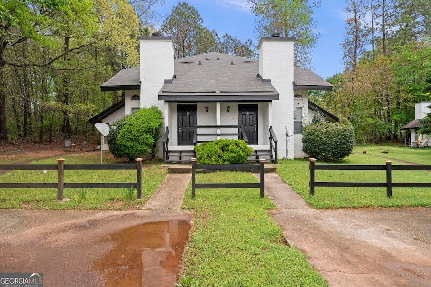 Foto principal - 8506 Pineland Dr