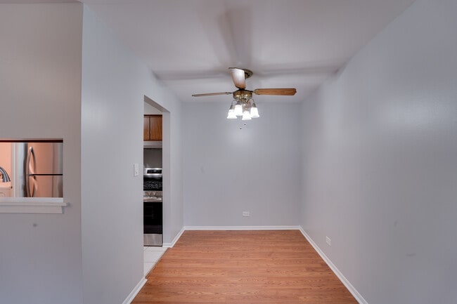 Building Photo - 365 Grissom Ct