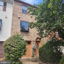 Building Photo - 7906 Ashford Blvd
