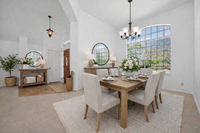 Foto del edificio - 15619 Winding Valley Dr