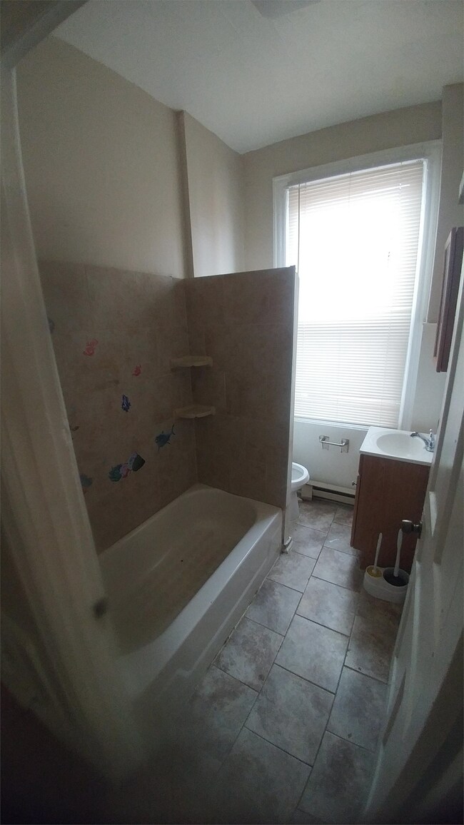 Foto del edificio - 722 Cedar Ave