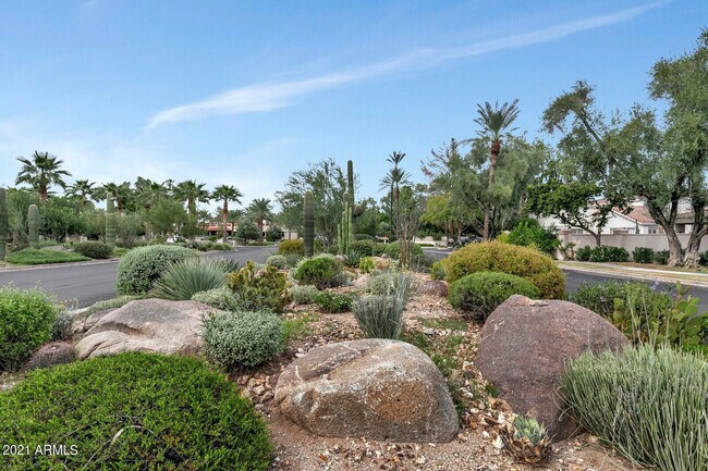 Foto del edificio - 7773 E Stallion Rd