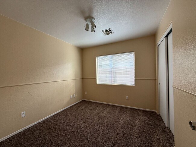 Foto del edificio - 13601 N 129th Dr
