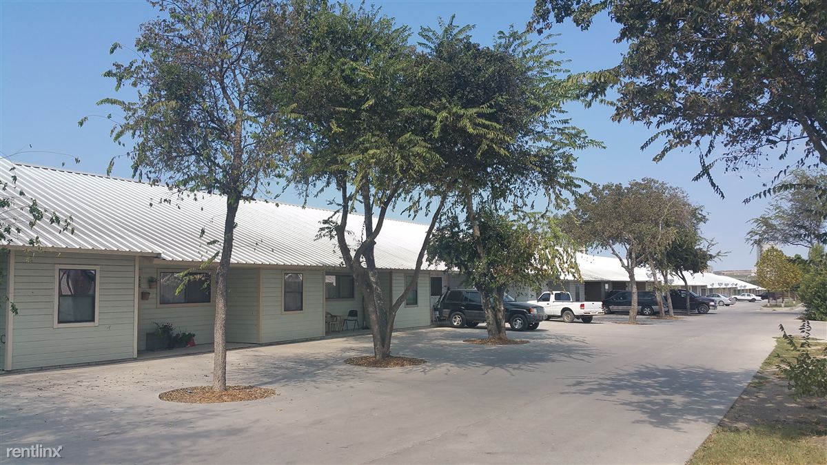 Building Photo - 4752 FM 482