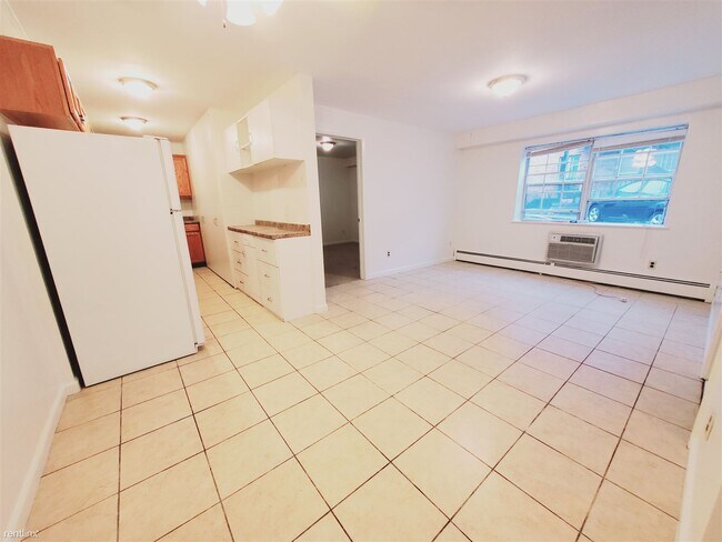 Foto del edificio - 2 br, 1 bath Condo - 11 Belltown Rd Apt 2