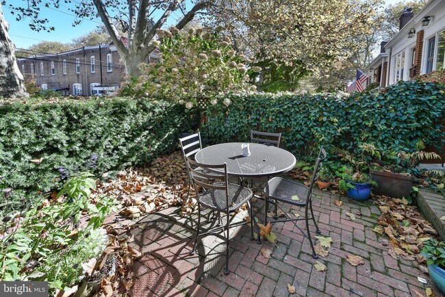 Foto del edificio - 8514 Ardleigh St