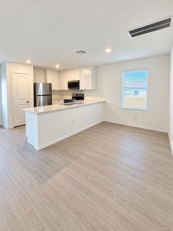 Foto del edificio - 424 Jones Bch Ln