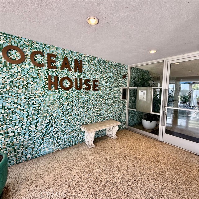 Foto del edificio - 1200 E Ocean Blvd
