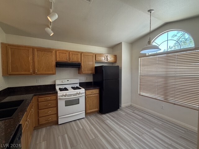 Building Photo - 3341 Edenville Dr