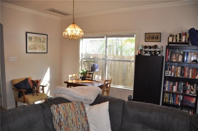 Foto del edificio - 609 E 49th St