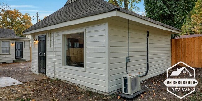 Building Photo - 3352 Douglass, Memphis, TN 38111 Unit B