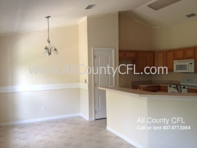 Building Photo - 1209 N Jacks Lake Rd
