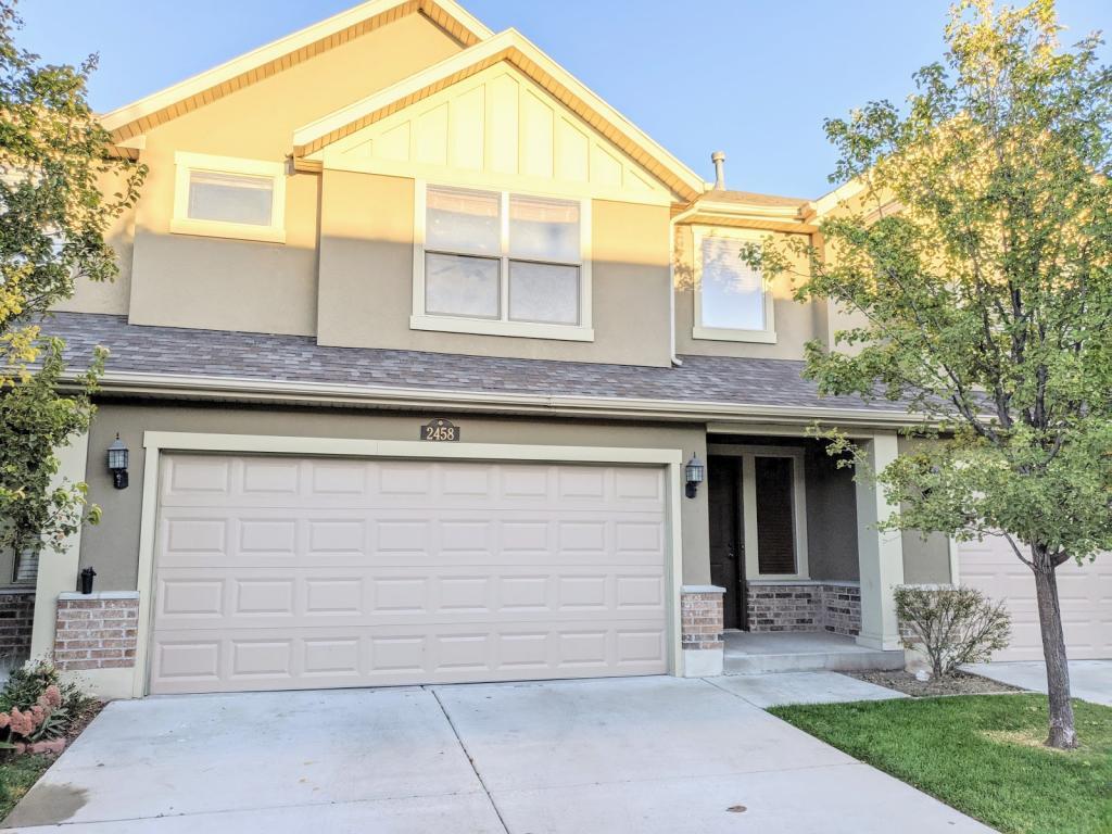 Foto principal - 2458 Gilmour St