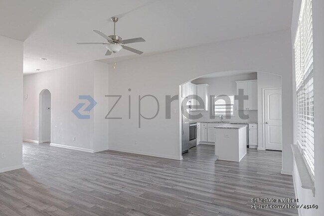 Foto del edificio - 337 Bearman Dr
