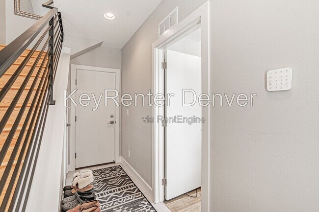 Foto del edificio - 3245 W 17th Ave