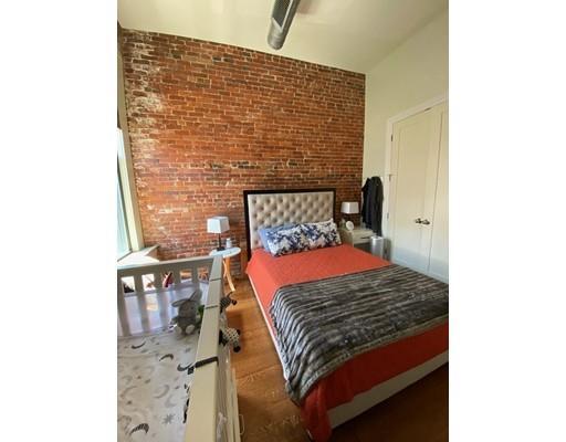 Foto del edificio - 125 B St