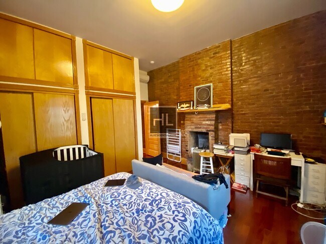 Foto del edificio - 863 CARROLL STREET 1B