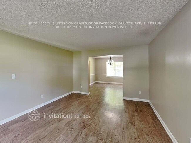 Foto del edificio - 438 Pecan Wood Cir