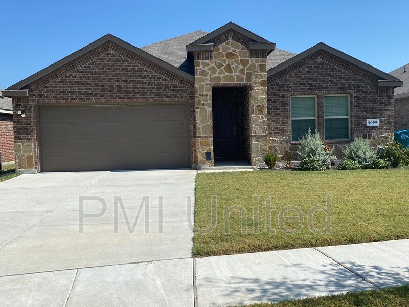 Primary Photo - 4004 Huntington Dr