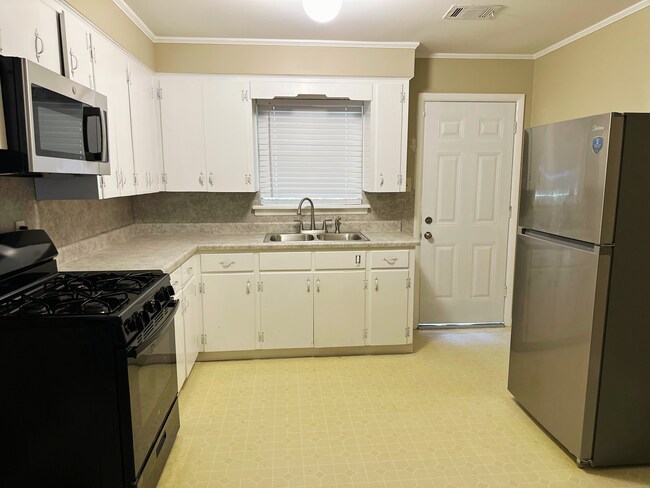 Cocina comedor - 4212 N Locust St