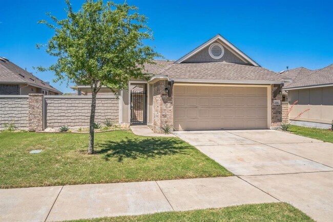 Building Photo - 120 Lasino Dr