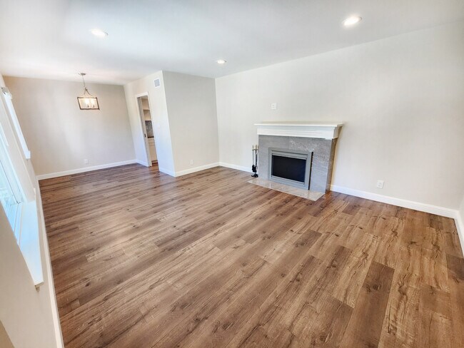 Foto del edificio - 5020 Rio Vista Ave