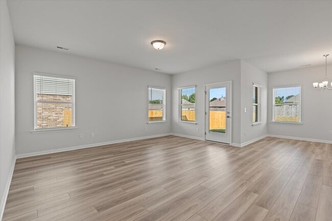 Building Photo - 18818 Cottontail Ln