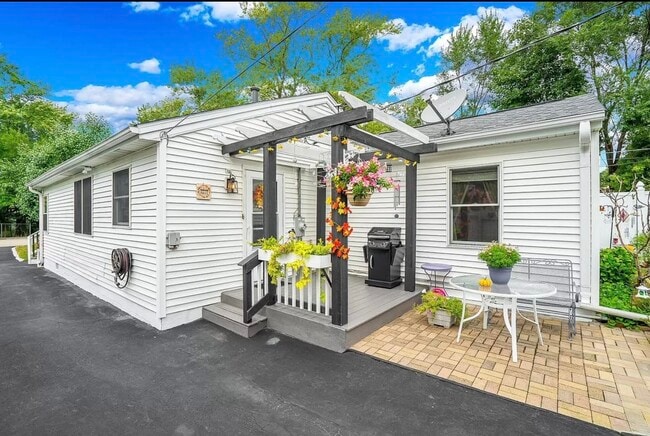 Building Photo - 1506 Catherine St