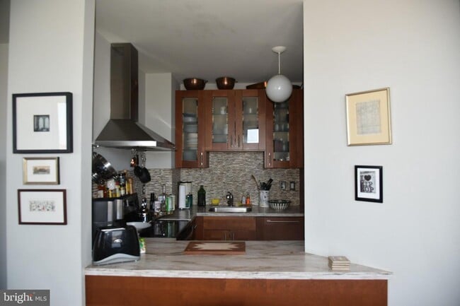 Building Photo - 1325 13th St NW