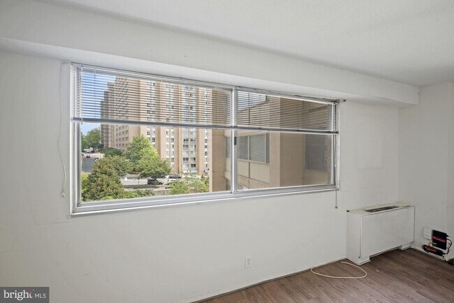 Foto del edificio - 4515 Willard Ave