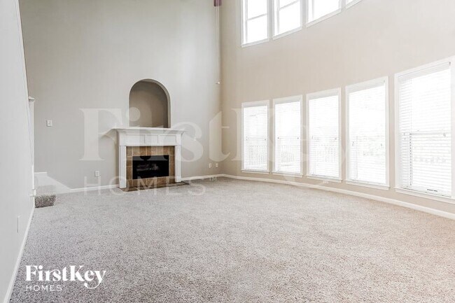 Foto del edificio - 6837 Tyler Chase Dr