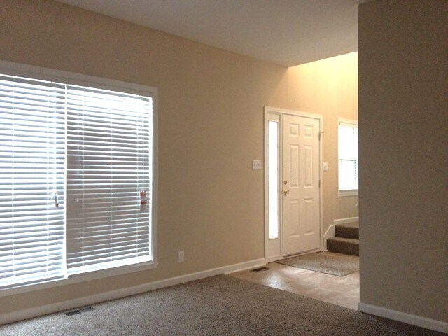 Building Photo - 5745 Turnbull Ct