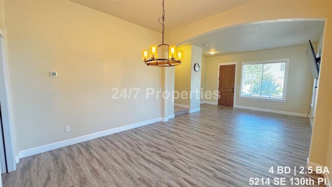 Foto del edificio - Charming 4 BD | 2.5 BA Home w/ Large Yard - Powellhurst-Gilbert