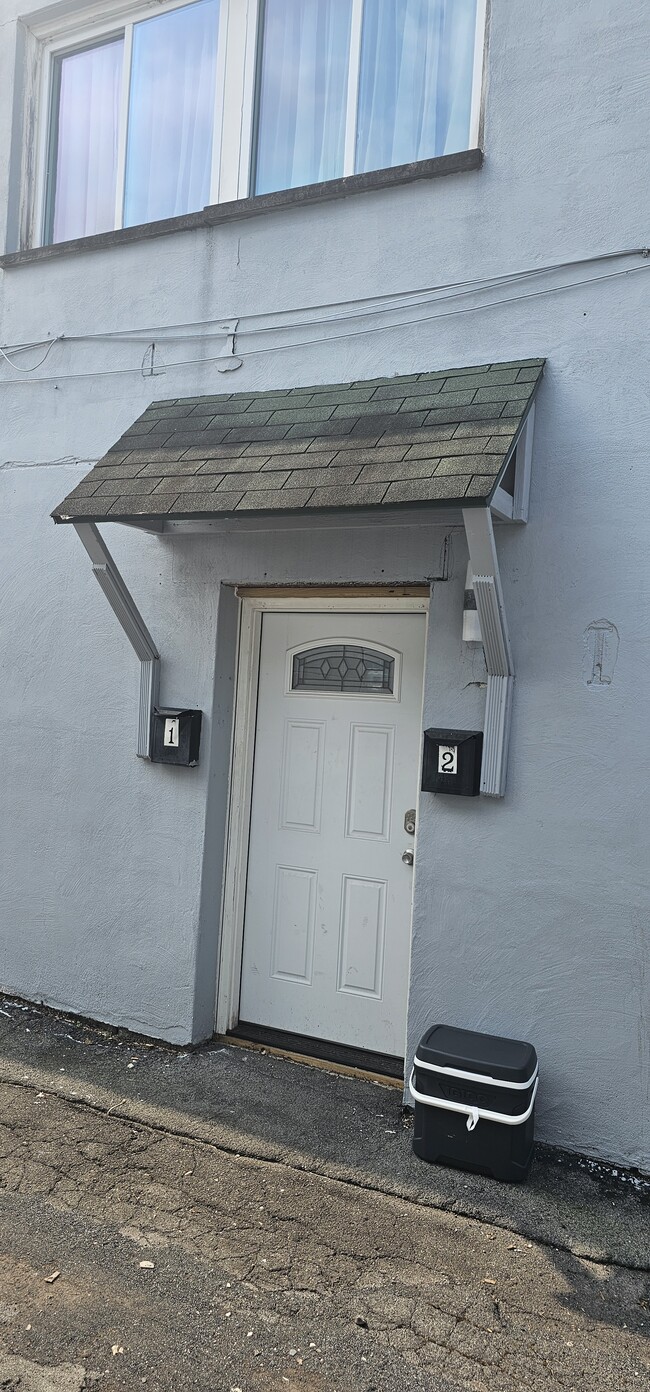 Building Photo - 312 S Main St