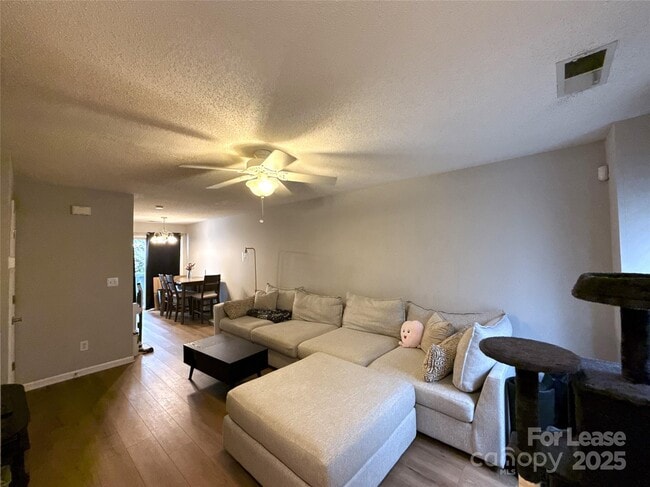 Building Photo - 1825 Birch Heights Ct