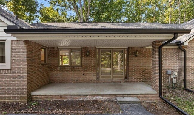 Foto del edificio - 28118 Forestbrook Dr