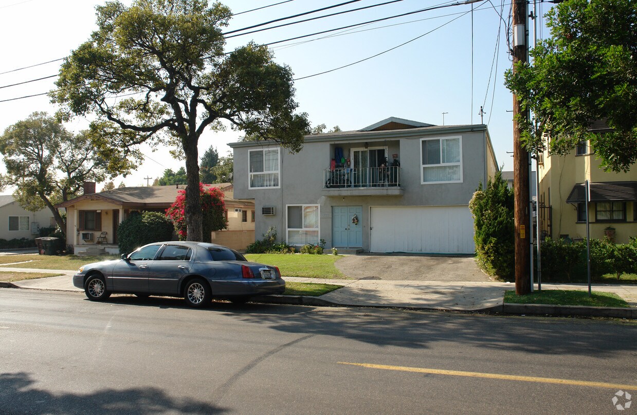 Foto del edificio - 733 S Adams St