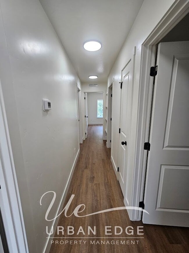 Foto del edificio - 3 bed 2.5 bath townhome!