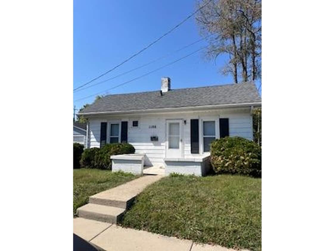 Primary Photo - 1106 S Lincoln St
