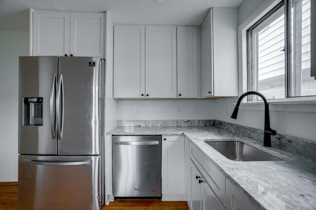 Photo - 2403 Flint St Apartment