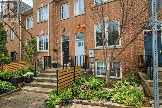 Photo du bâtiment - 20 Brick Ct