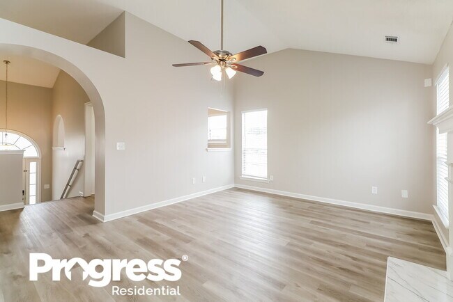 Foto del edificio - 553 Ransom Way