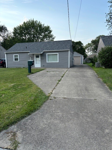 Primary Photo - 614 Lindemann Ln