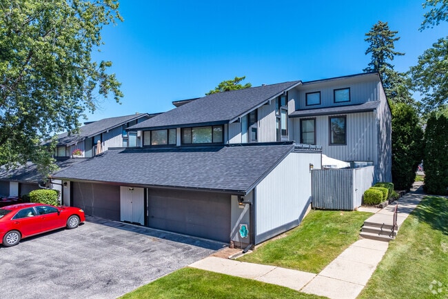 Building Photo - Apple Orchard Townhomes