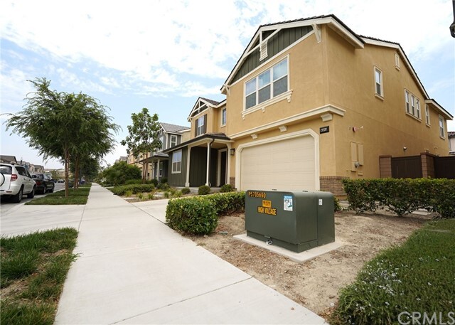 Building Photo - 3211 E Artessa Way